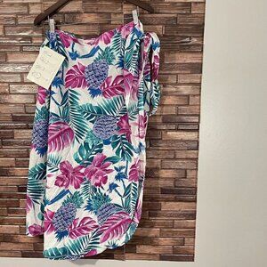 Hilo Hattie Hawaiian Sarong Pareau Wrap Dress Cover Up Pineapple Floral Print